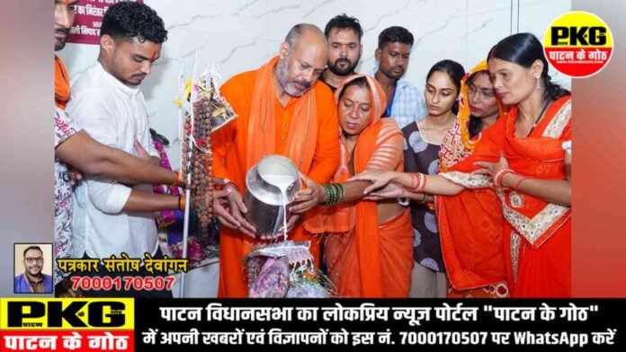 बरसते पानी में नहीं रुके शिवभक्तों के कदम, जितेन्द्र वर्मा के नेतृत्व में निकला 