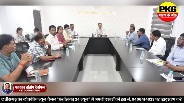 शिक्षा व्यवस्था पर विशेष ध्यान देवें अधिकारी- संभाग आयुक्त