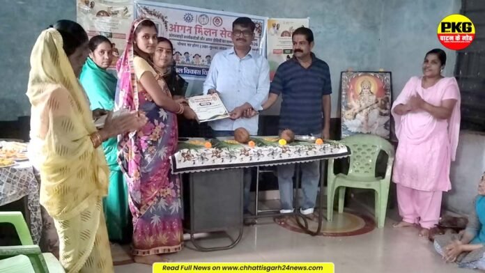 सेवा संकल्प अभियान के तहत आंगनवाड़ी में गोद भराई और अन्नप्राशन