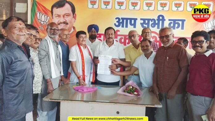 भिलाई : श्रमिक सभा ने 11 सूत्रीय मांग को लेकर सेल अध्यक्ष के नाम 